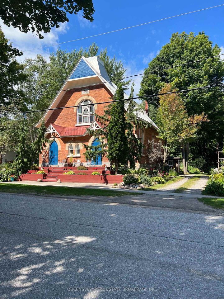 Property Photo: 10 Mill Street W ON L0L 1V0