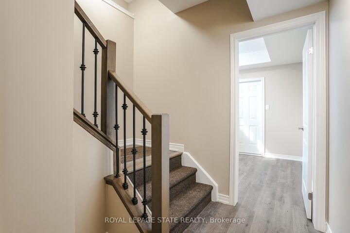 Property Photo:  183 Rykert Street B  ON L2S 2B5 