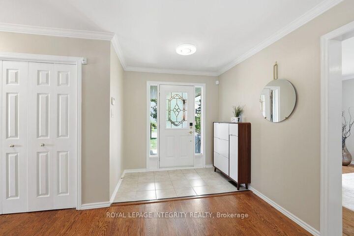 Property Photo: 39 Beamish Crescent ON K2K 2R7