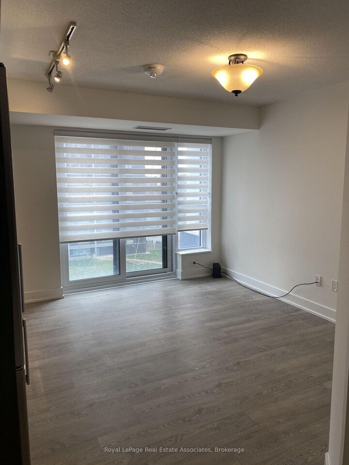 Property Photo:  7 Mabelle Avenue 603  ON M5T 0C9 