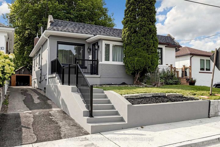 8 Villa Road — photo 1