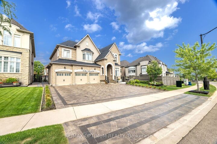 Property Photo: 37 Elbern Markell Drive ON L6X 2X6