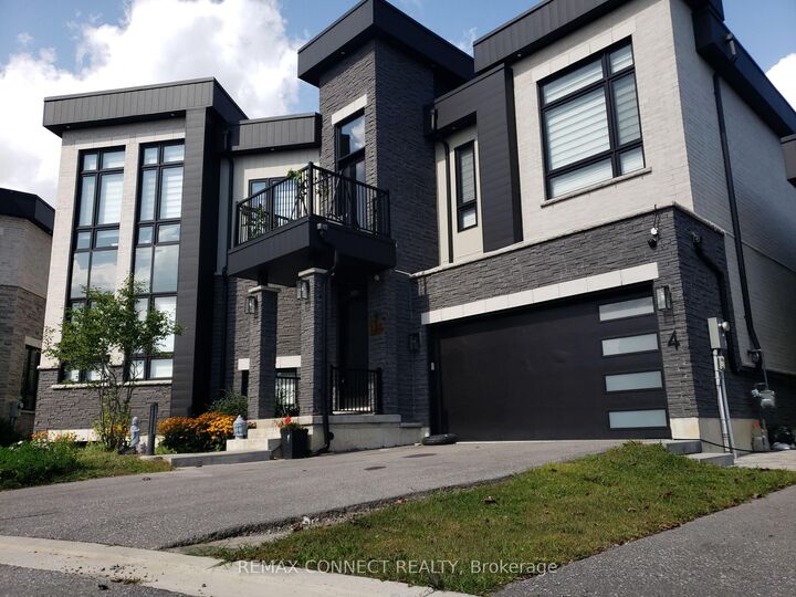 Property Photo: 4 Tidmarsh Lane ON L1T 4S1
