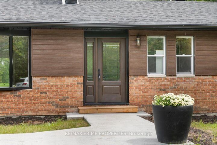 Property Photo: 6636 Marina Drive ON K4M 1B3