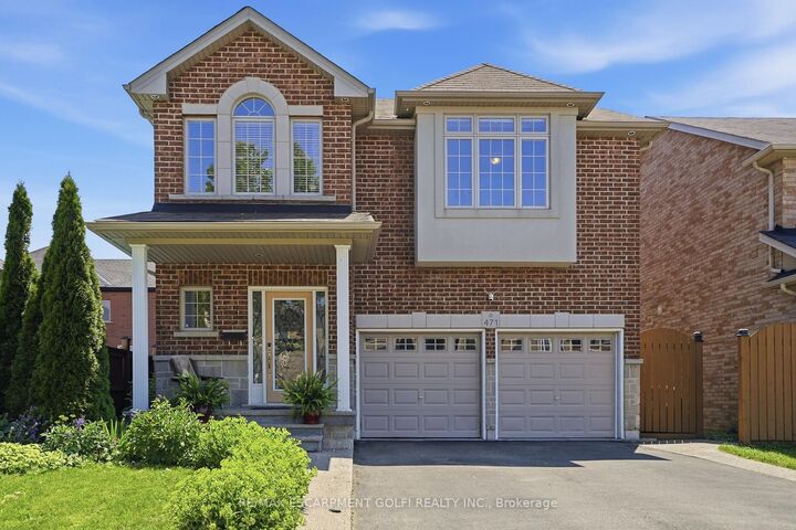 Property Photo:  471 Old Mud Street  ON L8J 0C7 