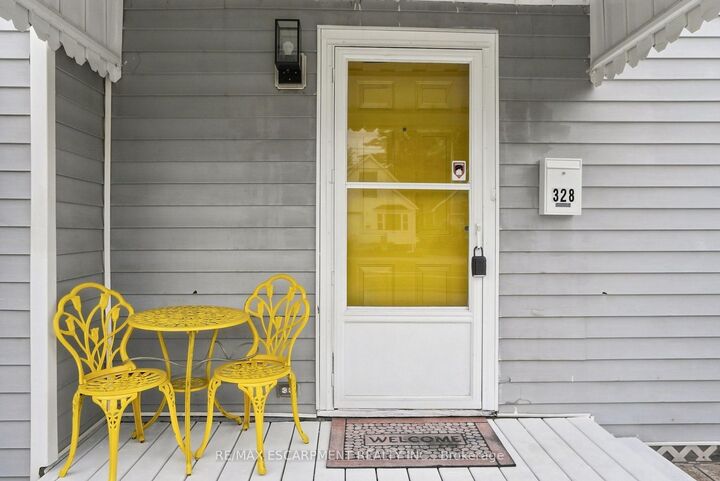 328 Woodward Avenue — photo 1
