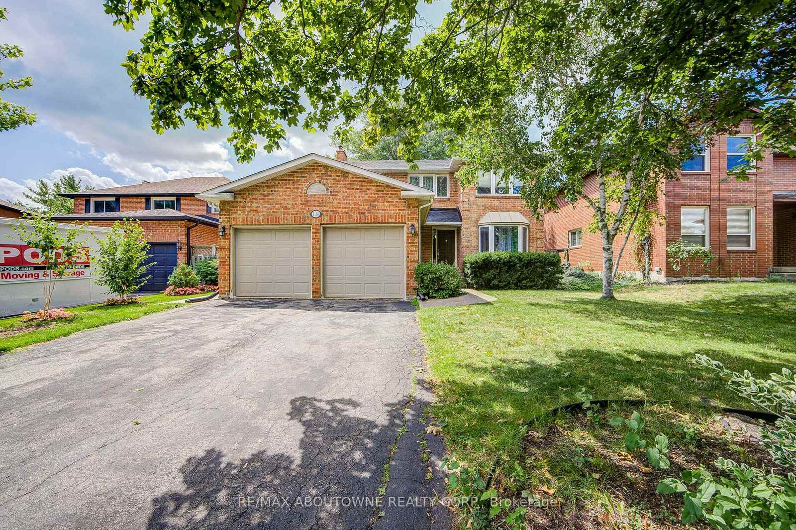 Property Photo:  1108 Notley Crescent Lower  ON L6M 1H4 