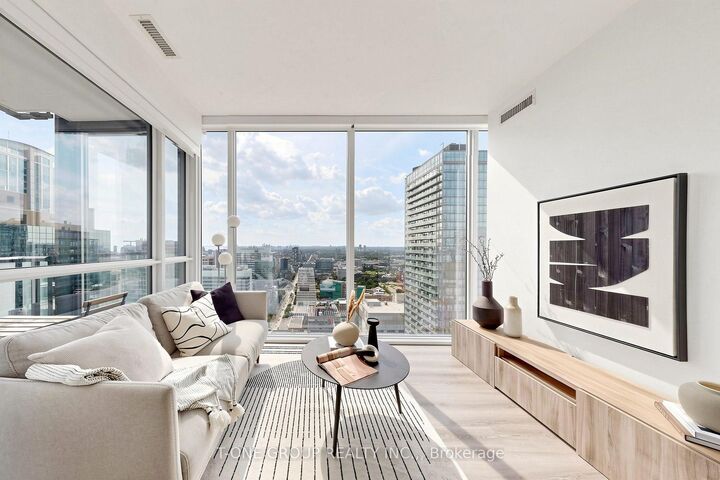15 Grenville Street 3403 — photo 1