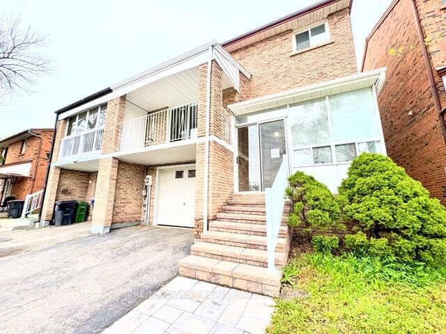 26 Brownridge Crescent — photo 1