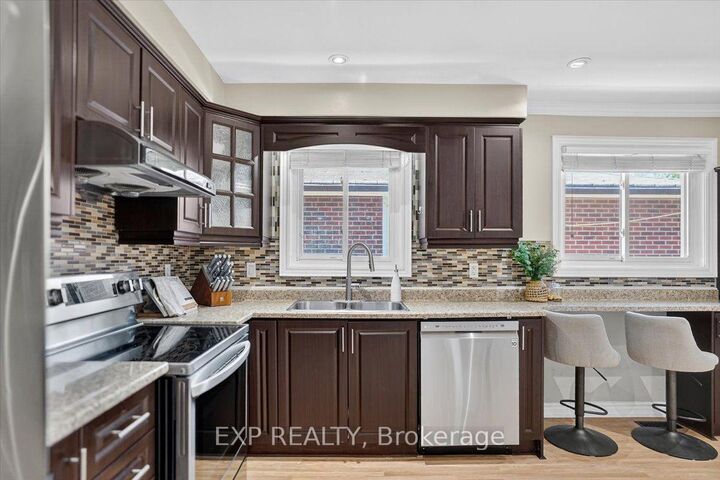 Property Photo: 39 Prouse Drive ON L6V 3A3