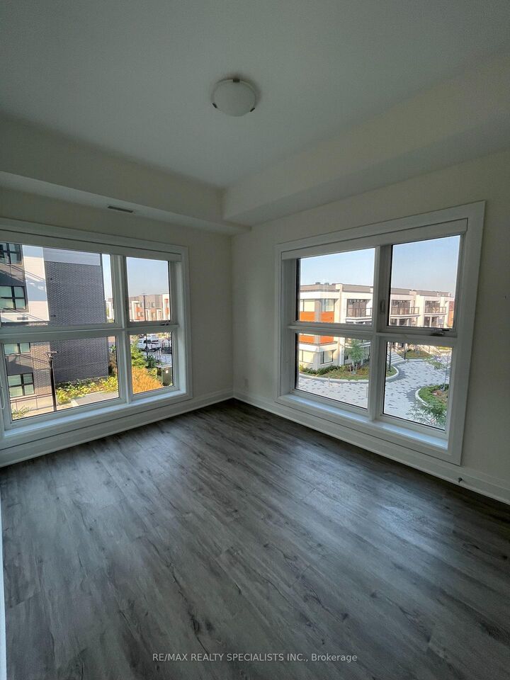 Property Photo: 128 Grovewood Common 329 ON L6H 0X3