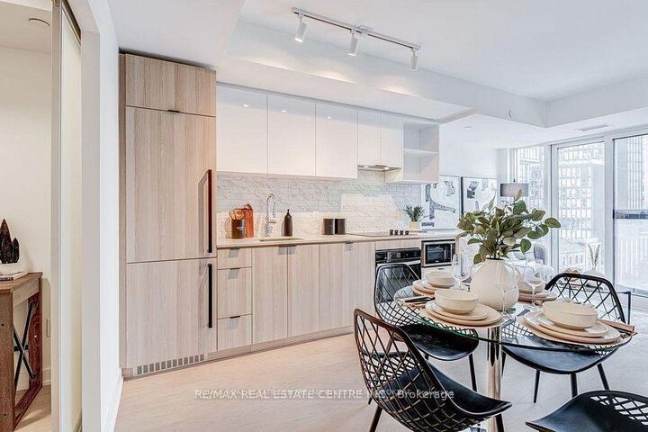 252 Church Street 612 — photo 1