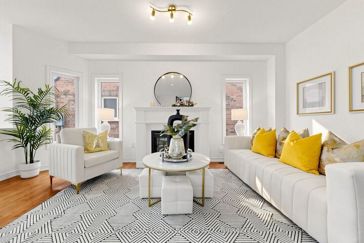 Property Photo:  40 Idyllwood Avenue  ON L4S 2P3 