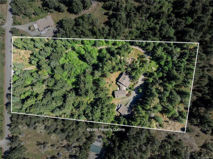 2800 Boyd Dr — photo 1
