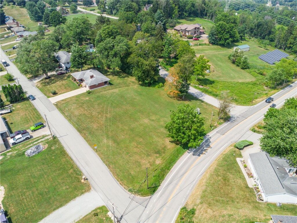 Property Photo: 2 Fritchman Dr PA 15644
