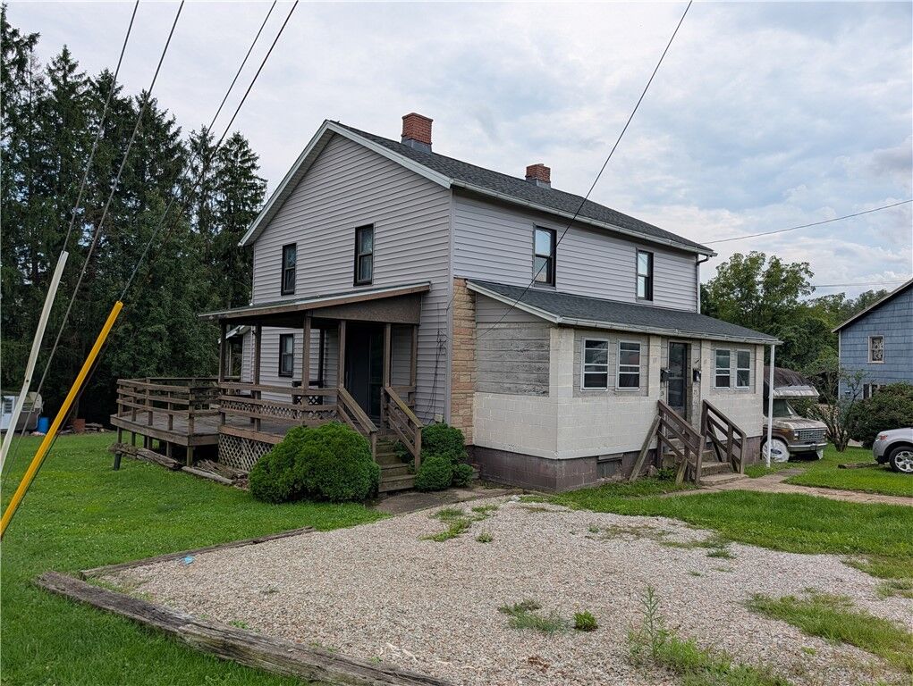 Property Photo:  23 Jamison St  PA 15401 