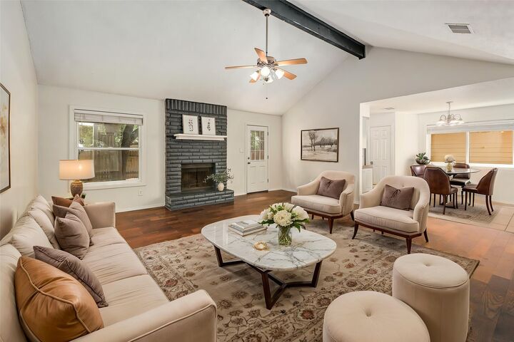 Property Photo: 706 Milton Cove TX 78641