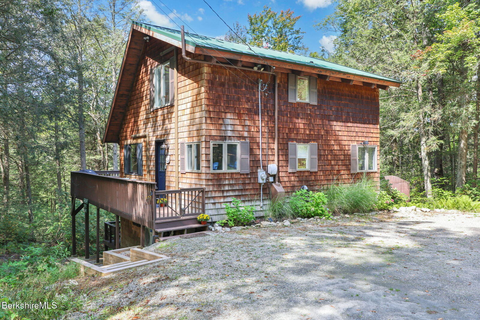 Property Photo:  136 E Otter Dr  MA 01034 