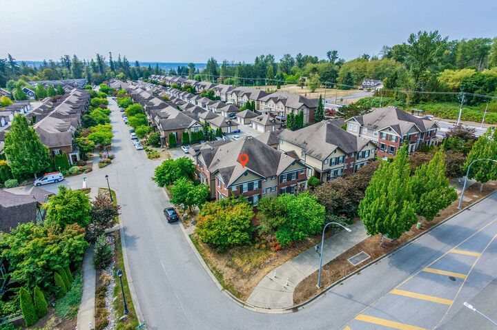 Property Photo: 20832 70 Avenue 1 BC V2Y 0G1