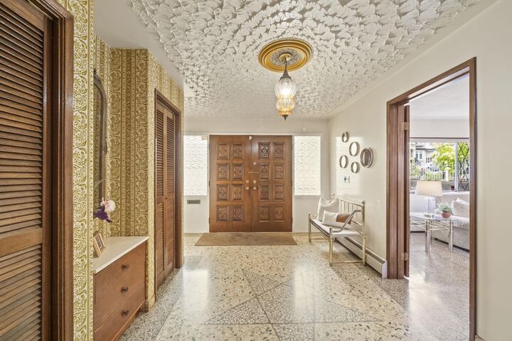 Property Photo: 4264 Parker Street BC V5C 3C3