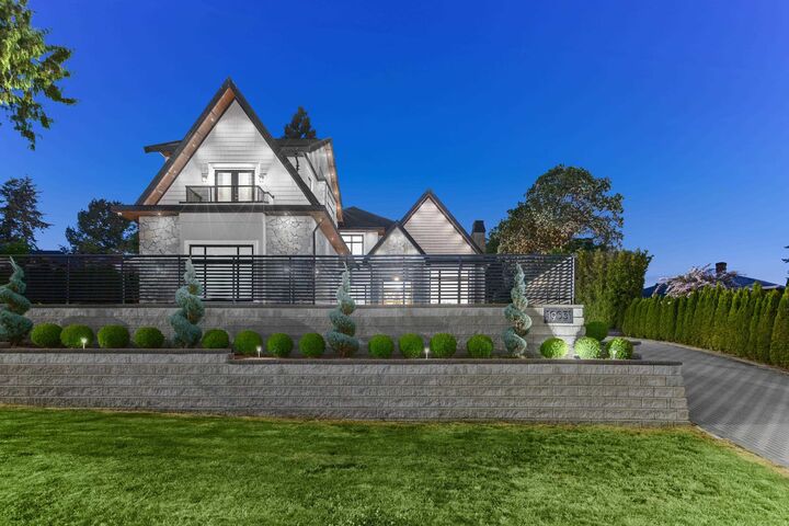 Property Photo: 19031 60B Avenue BC V3S 8C9