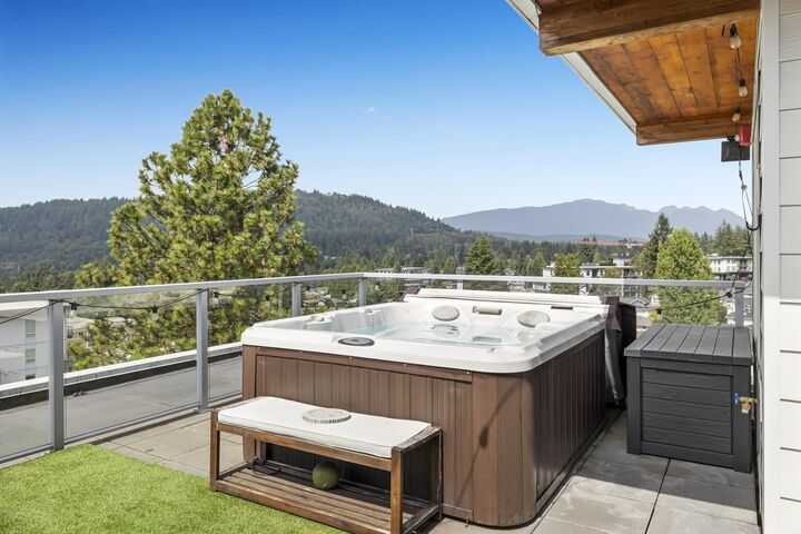 Property Photo:  707 Como Lake Avenue 611  BC V3J 0J5 