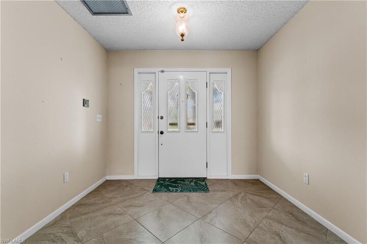 Property Photo:  1238 N Brandywine Cir  FL 33919 
