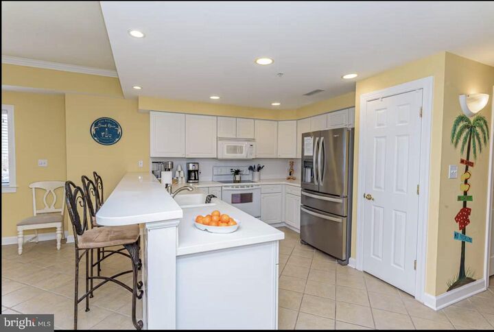 Property Photo:  105 63rd Street 406  MD 21842 