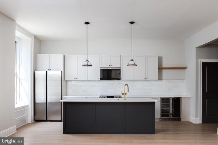 Property Photo:  200 S Broad Street 325  PA 19102 