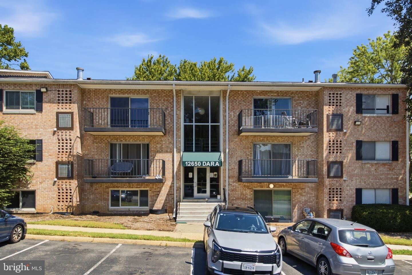 Property Photo:  12650 Dara Drive 301  VA 22192 