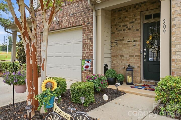 Property Photo: 509 Common Raven Court SC 29715