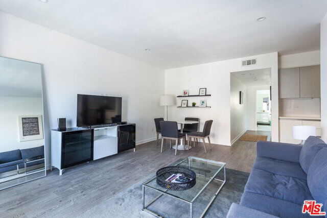 Property Photo: 11776 Idaho Ave, Unit 401 CA 90025