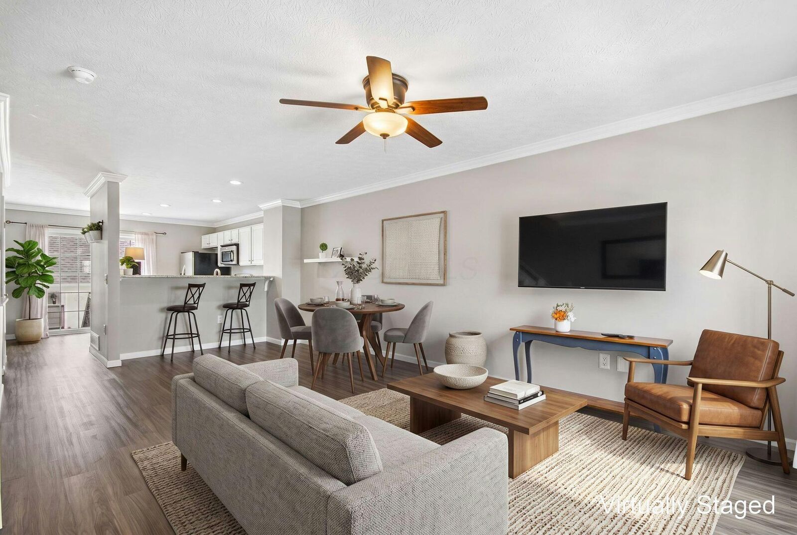 Property Photo:  5275 Royal Arch Cascade Drive  OH 43016 