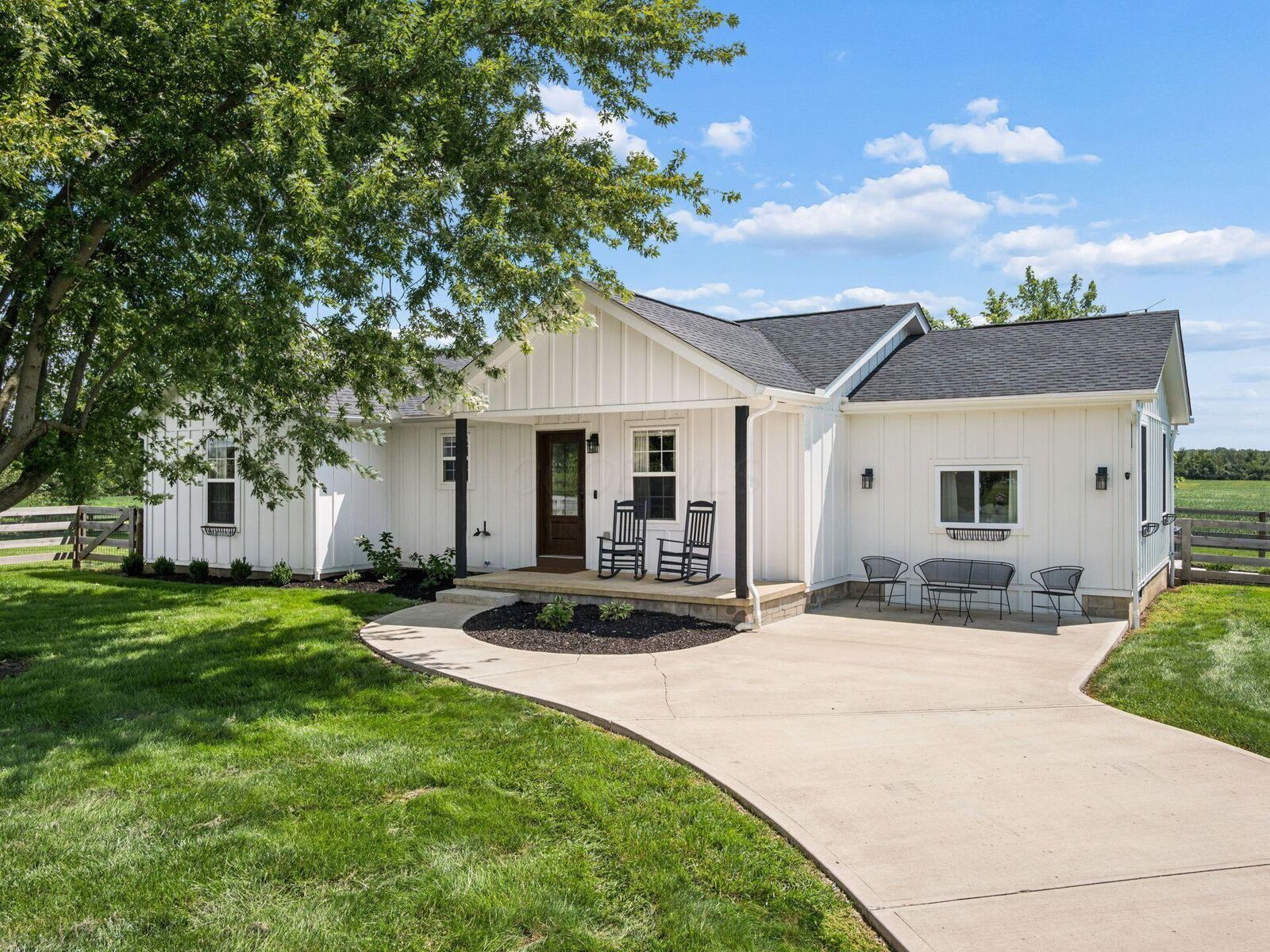 Property Photo: 18800 Smokey Road OH 43040