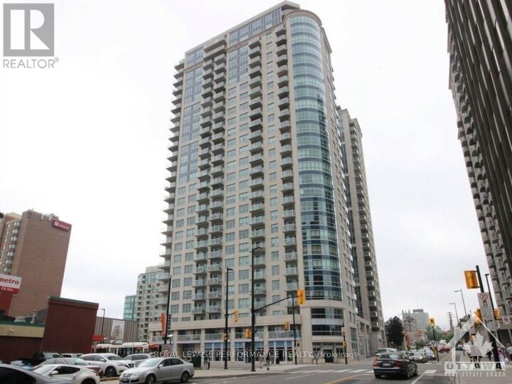 242 Rideau Street 202 — photo 1
