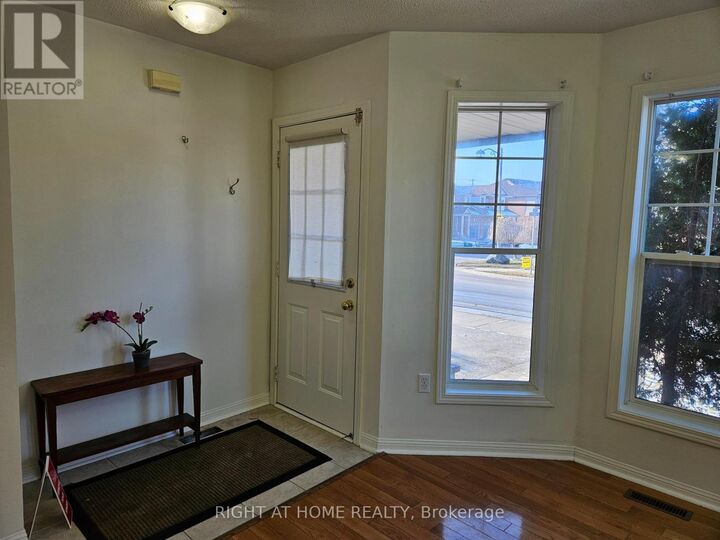 Property Photo:  1020 Yates Drive  ON L9T 6A6 