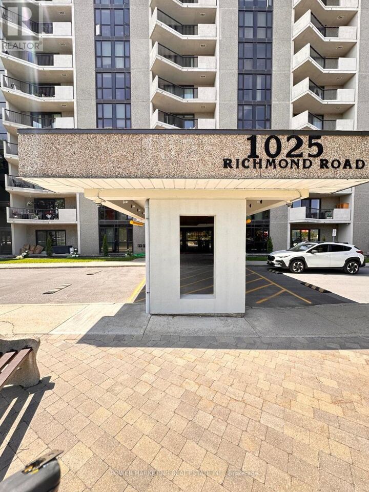 Property Photo:  1025 Richmond Road 907  ON K2B 8G8 