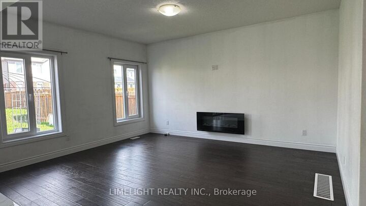 Property Photo:  1942 Cedarpark Drive  ON N5X 0J1 