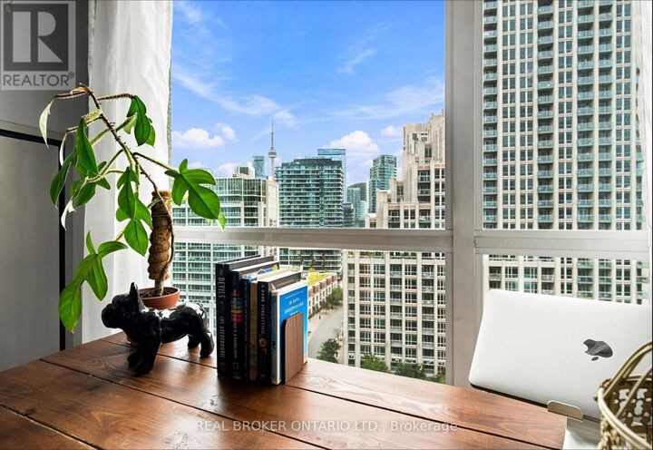 Property Photo: 215 Fort York Boulevard 1312 ON M5V 4A2
