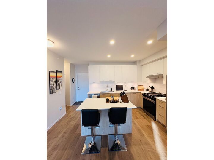 3319 148 Street 5th Floor — photo 1
