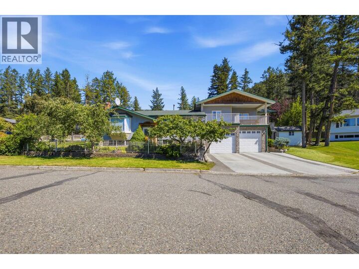 Property Photo:  1140 Agnew Street  BC V2G 2N3 