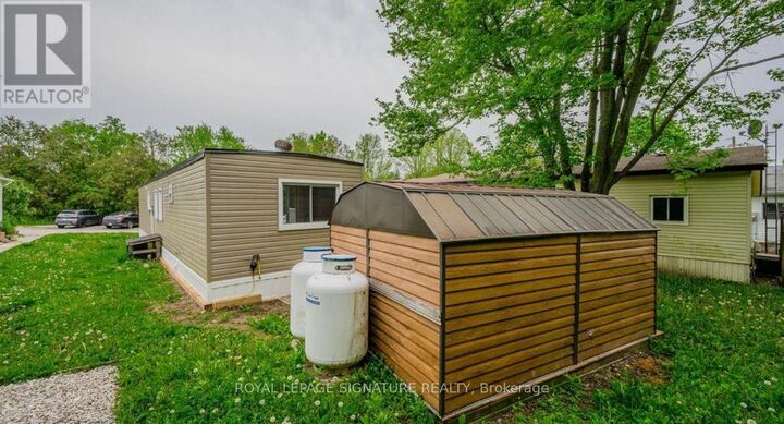 Property Photo: 1294 8th Concession Road West 40 ON N0B 2J0