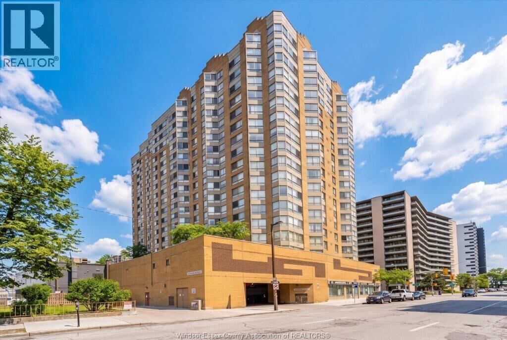 Property Photo:  75 Riverside Drive 906  ON N9A 7C4 