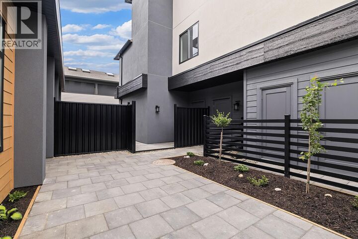 Property Photo: 662 Birch Avenue 4 BC V1Y 3H1