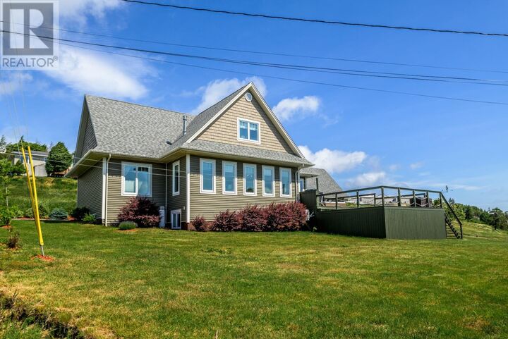 87 Morris Avenue — photo 1
