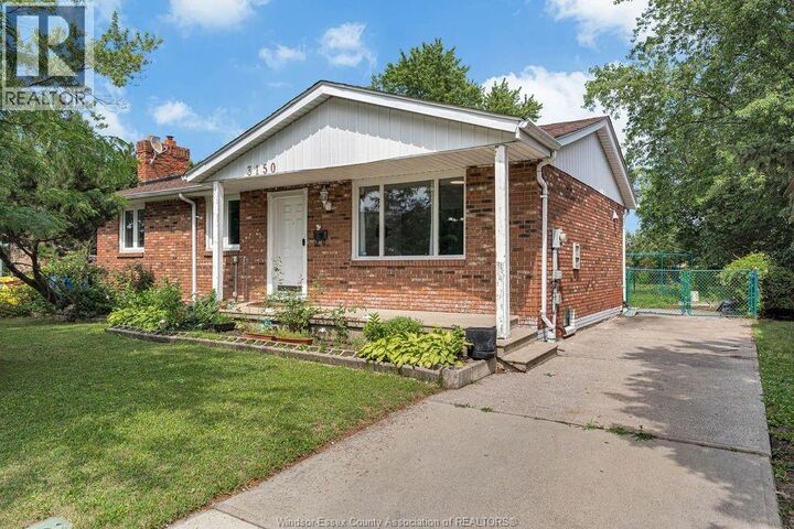 Property Photo:  3150 Forest Glade  ON N8R 1Z2 
