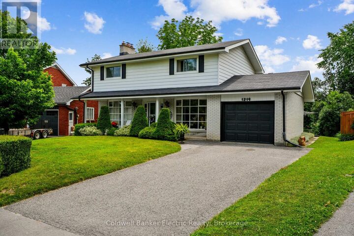 Property Photo:  1219 Edmison Drive  ON K9H 6V2 