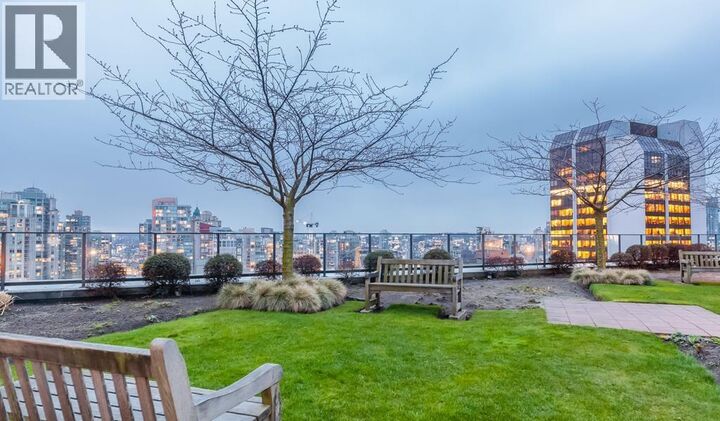 Property Photo:  938 Smithe Street 1408  BC V6Z 3H8 