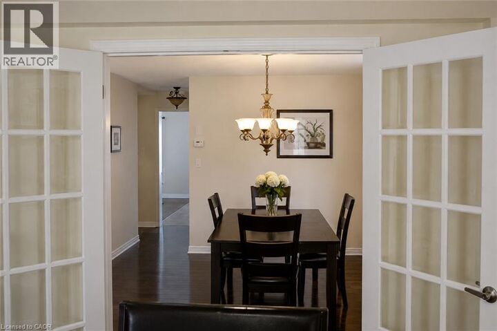 Property Photo:  135 Chase Crescent  ON N3C 0C6 