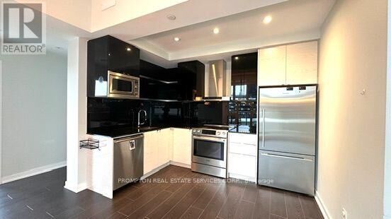 Property Photo:  72 Esther Shiner Boulevard 707  ON M2K 0C4 
